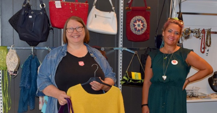 Fretex Hilde Og Gry Adine